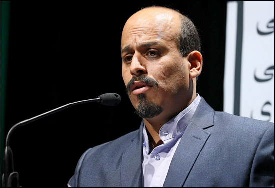 قدم‌های استوار با پشتوانه‌ی بزرگان در دفتر 