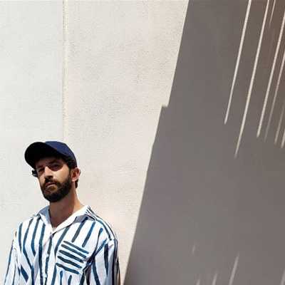 دیوید کامبریا، خالقِ چهره هایی غرق در عواطف انسانی